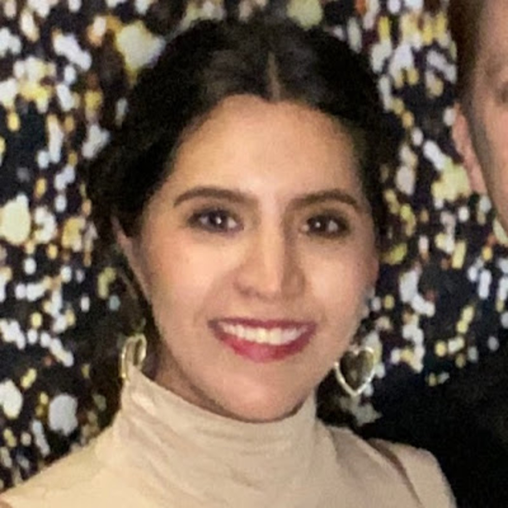 Meet your Posher, Dalila